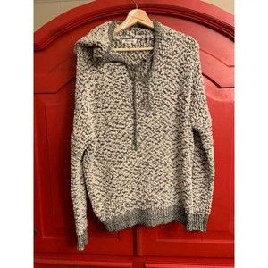 Miracle Brand SUPER SOFT Warn Cuddly Sweater Hoodie Womens Size M/L